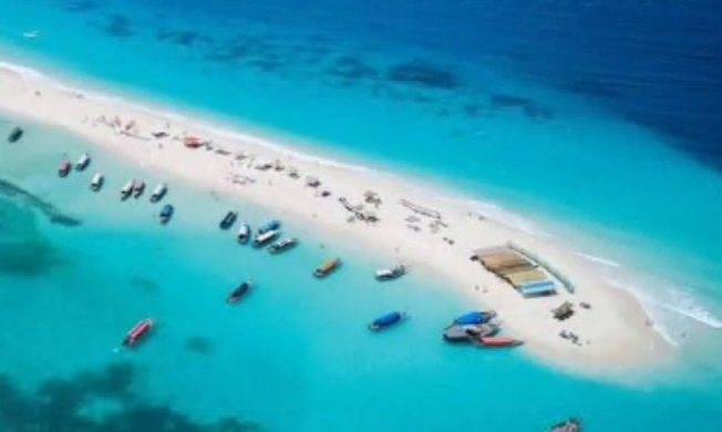 Sandbank off Zanzibar